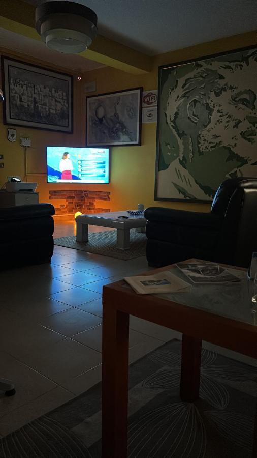Orlando Vacanze Camere Erice Exteriör bild